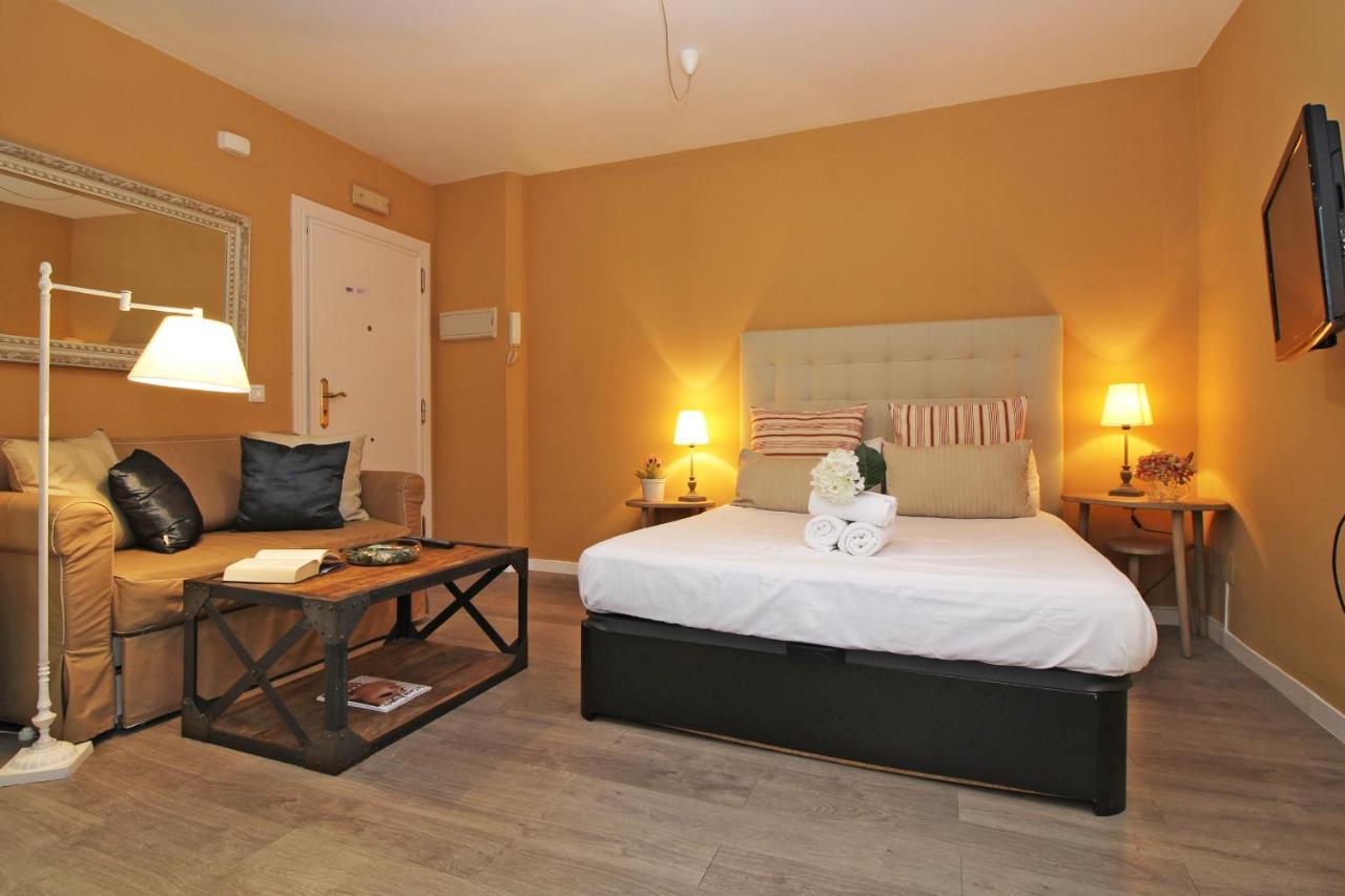 מאלגה Del Parque Flats Suite Malagueta מראה חיצוני תמונה