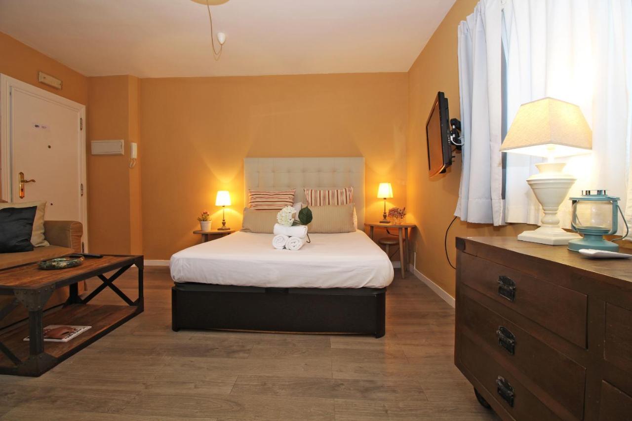 מאלגה Del Parque Flats Suite Malagueta מראה חיצוני תמונה